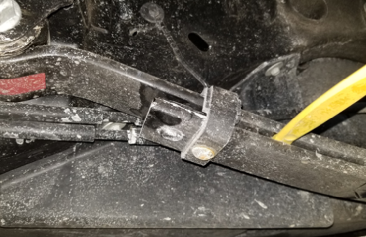 Bruit provenant des ressorts à lames arrière et risque de contamination du carburant